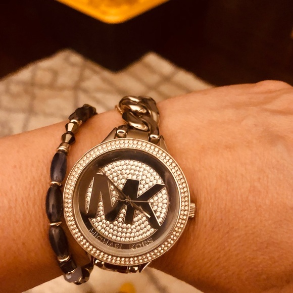 Authentic MK Watch - Picture 8 of 14